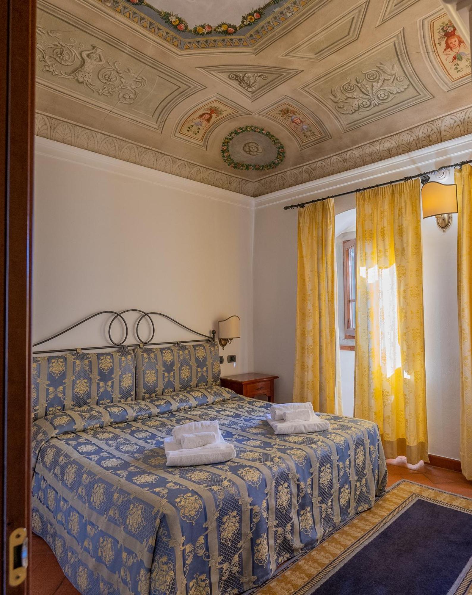 Albergo Falterona Stia Buitenkant foto